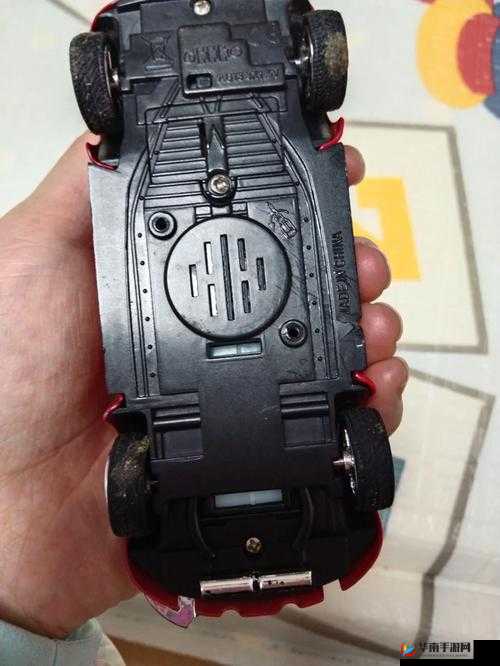 捡到同桌小玩具的开关：背后的故事