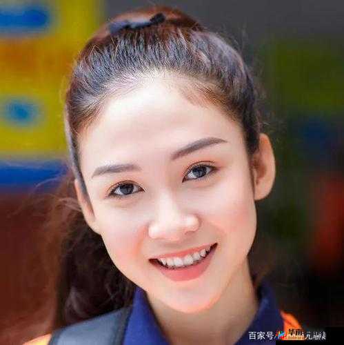 20 岁女 rapper 越南：才华与激情并存