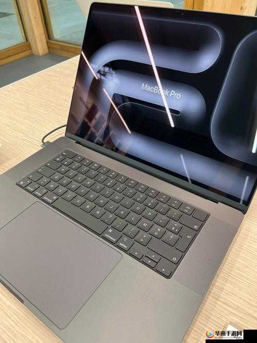 18 岁 MacBook-Pro 与 45 岁的奇妙碰撞