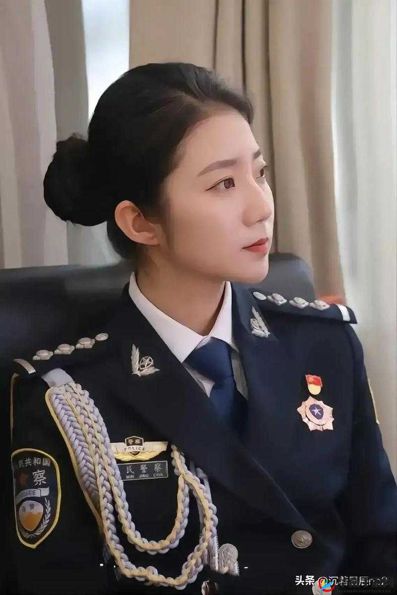 张警官玻璃窗视频：真相背后的故事