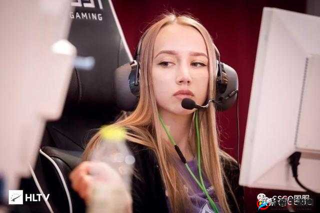 俄罗斯女 csgo：游戏世界的巾帼英雄