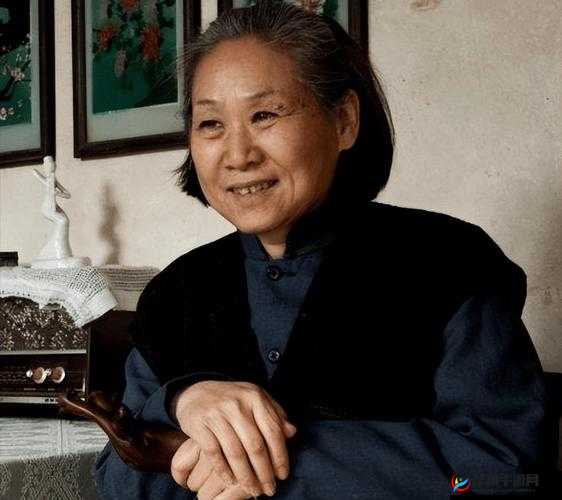 浓毛中国老太：揭秘她的故事