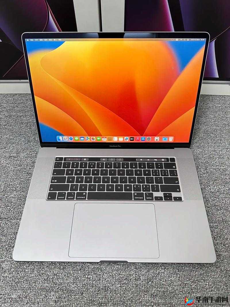 16 岁日本学生 MacBook Pro 评测：真实体验分享