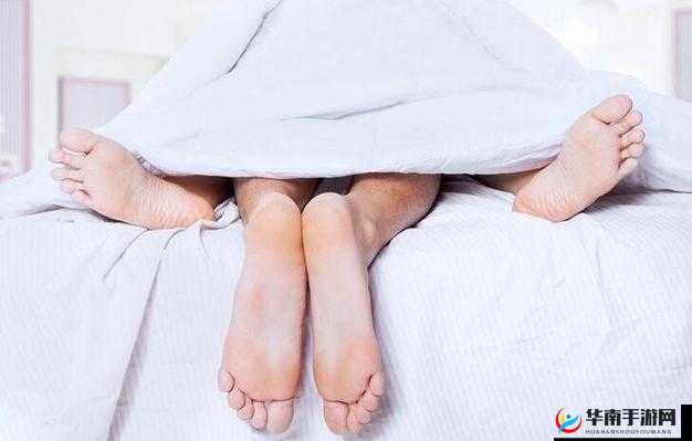老太婆毛耸耸的与人：私密口交大揭秘