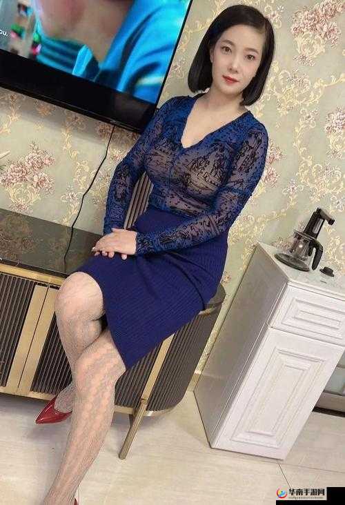 丝袜老 BwBwBw：复古时尚的魅力