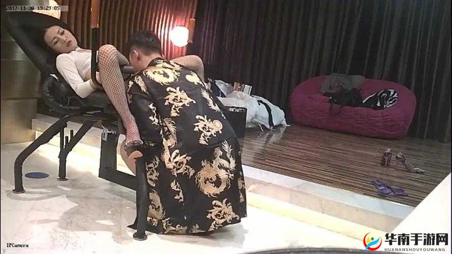 国产三男一女 4P 大战在线视频：震撼刺激的激情演绎