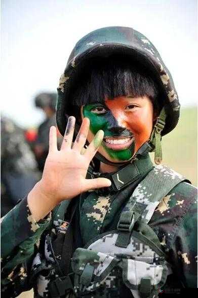 被特种兵们强势 c 翻的卢茵的别样经历