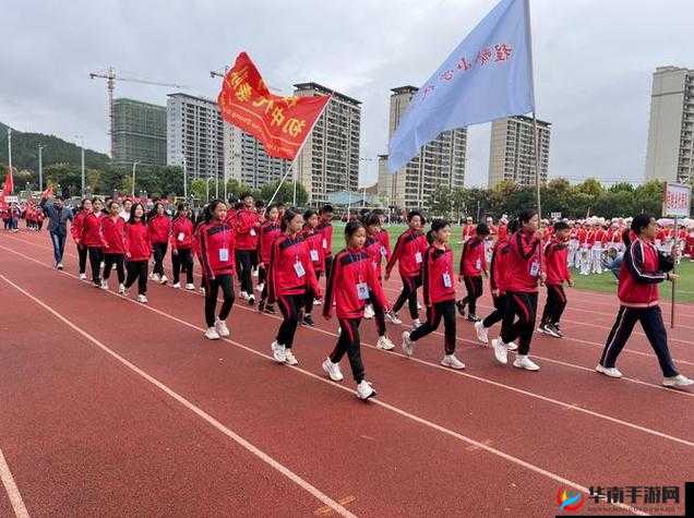 超级凌乱的校园运动会有弹窗演员每日上班：这是怎样的奇特场景