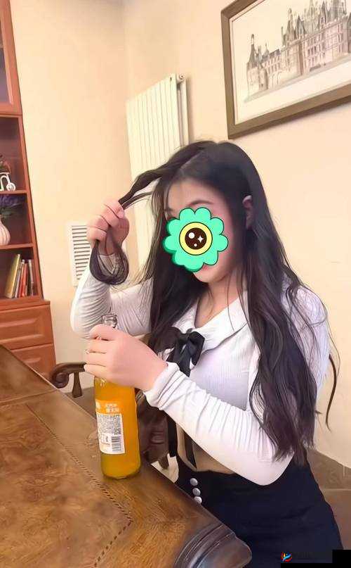 女子绝活：吸烟开啤酒吹气球 令人惊叹的独特技能展示
