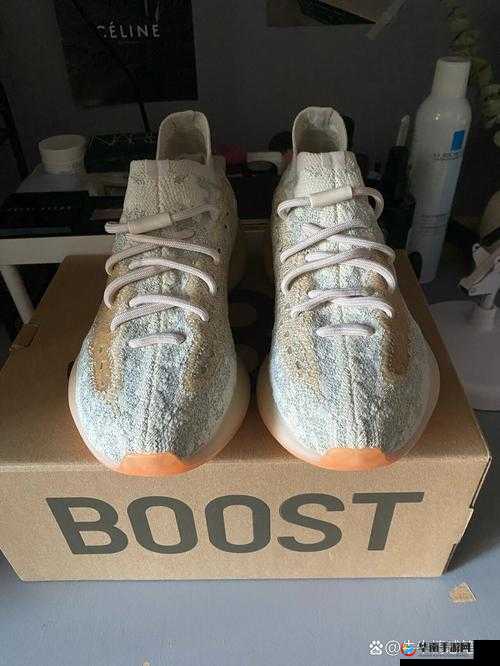 Yeezy-380 蜜桃粉和白色：时尚与温柔的完美融合