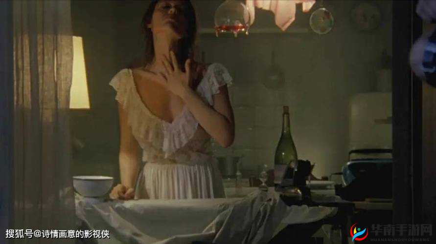 丰满女人与鲁交：探索人性的私密世界