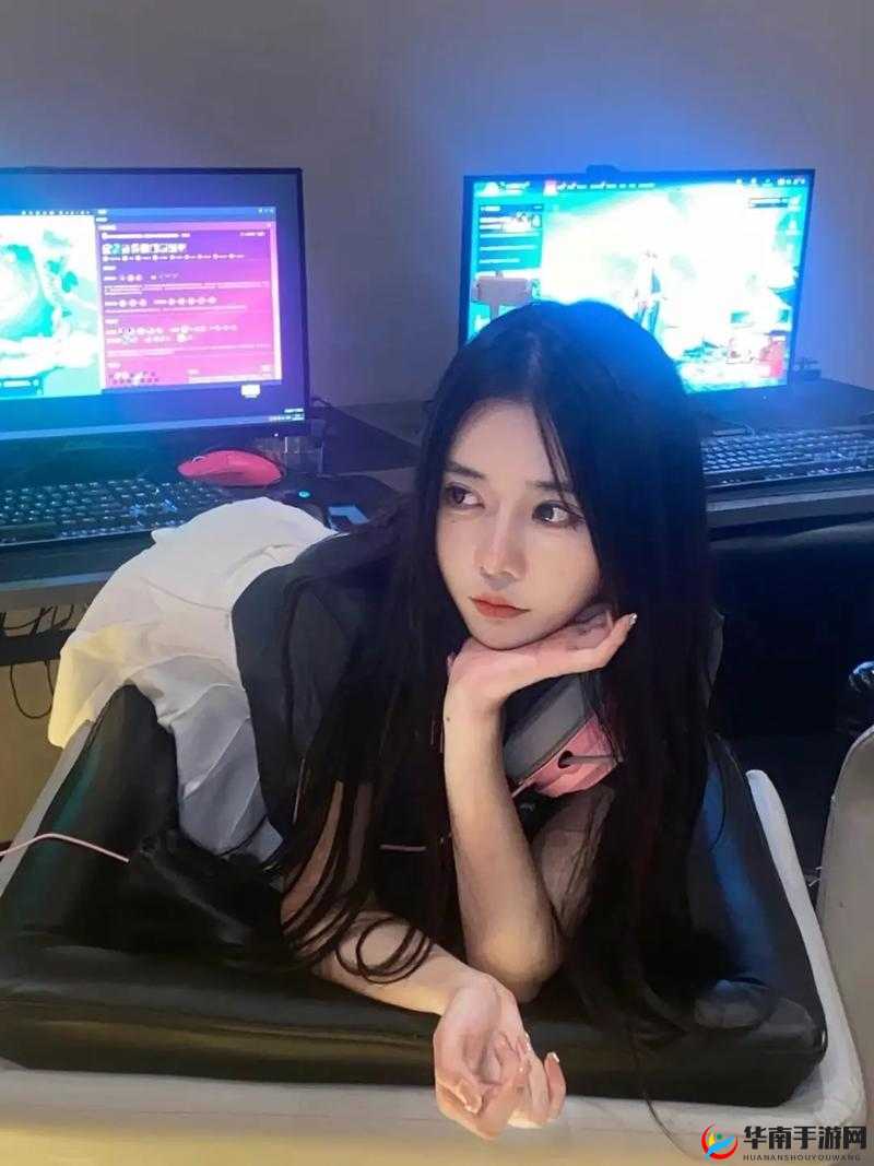 CSGO 暴躁小老妹视频 ：带你领略电竞女孩的独特风采