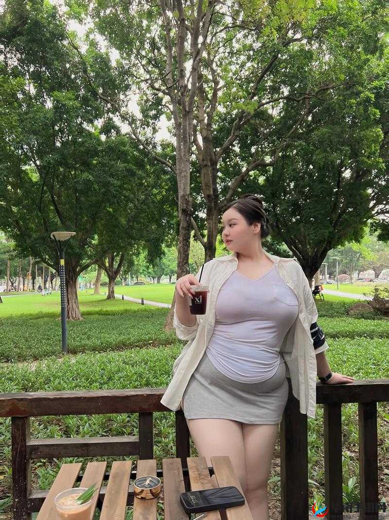 各种女 BBWBBwBBw 么：丰满之美，无尽诱惑